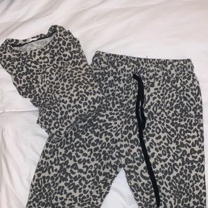 le lis leopard sweatsuit set